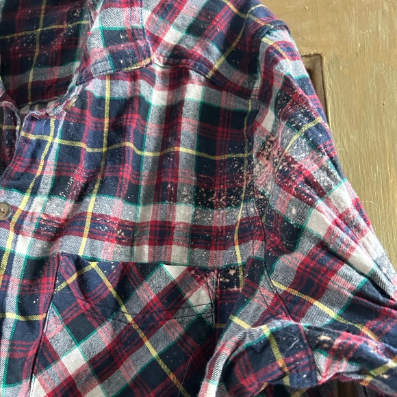 Flannel and crochet crop - Picture 3 of 5